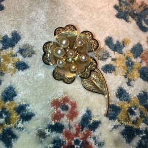 Ornamental pin,Vintage floral 1970